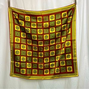 Square Scarf Exclusive Design Vintage Multi Colored Rolled Hem 31”X31”‎ Acetate